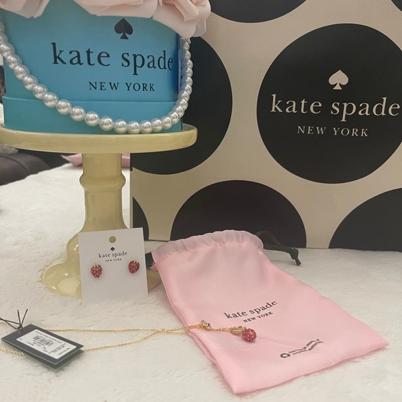 Kate Spade Strawberry Fields Studs novelty studs! - Picture 10 of 16
